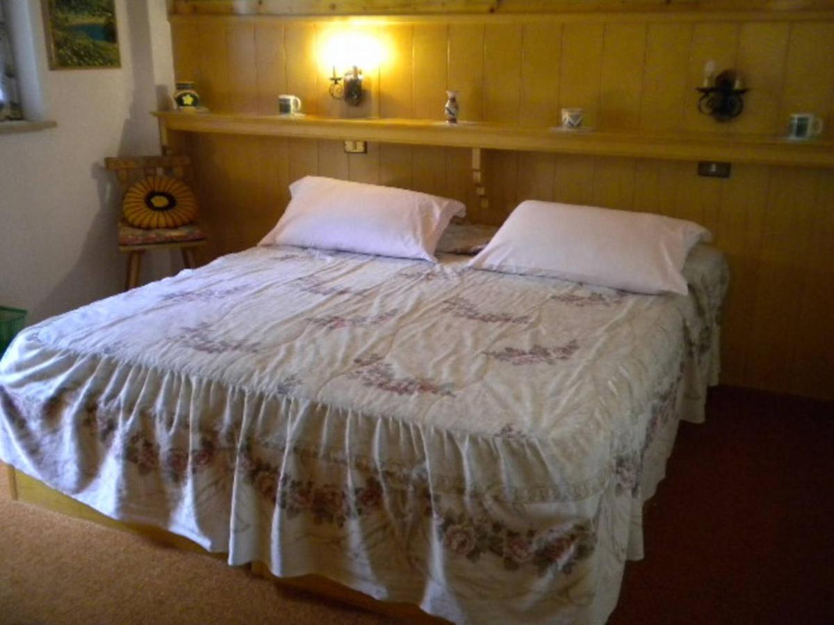 House Casa Defrancesco Lejlighed Moena Eksteriør billede